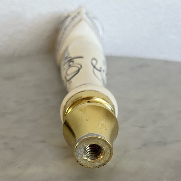 MODELO ESPECIAL UFC DRAFT BEER BAR TAP HANDLE WHITE GOLD MMA MANCAVE 13" - Picture 6 of 6